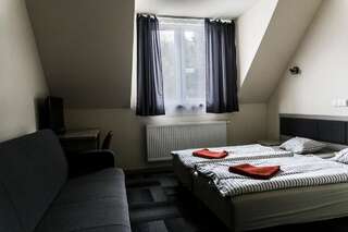 Отели типа «постель и завтрак» dask resort Шклярска-Поремба Стандартный четырехместный номер-2