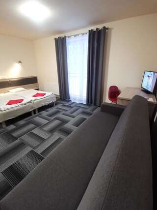 Отели типа «постель и завтрак» dask resort Шклярска-Поремба Стандартный четырехместный номер-6